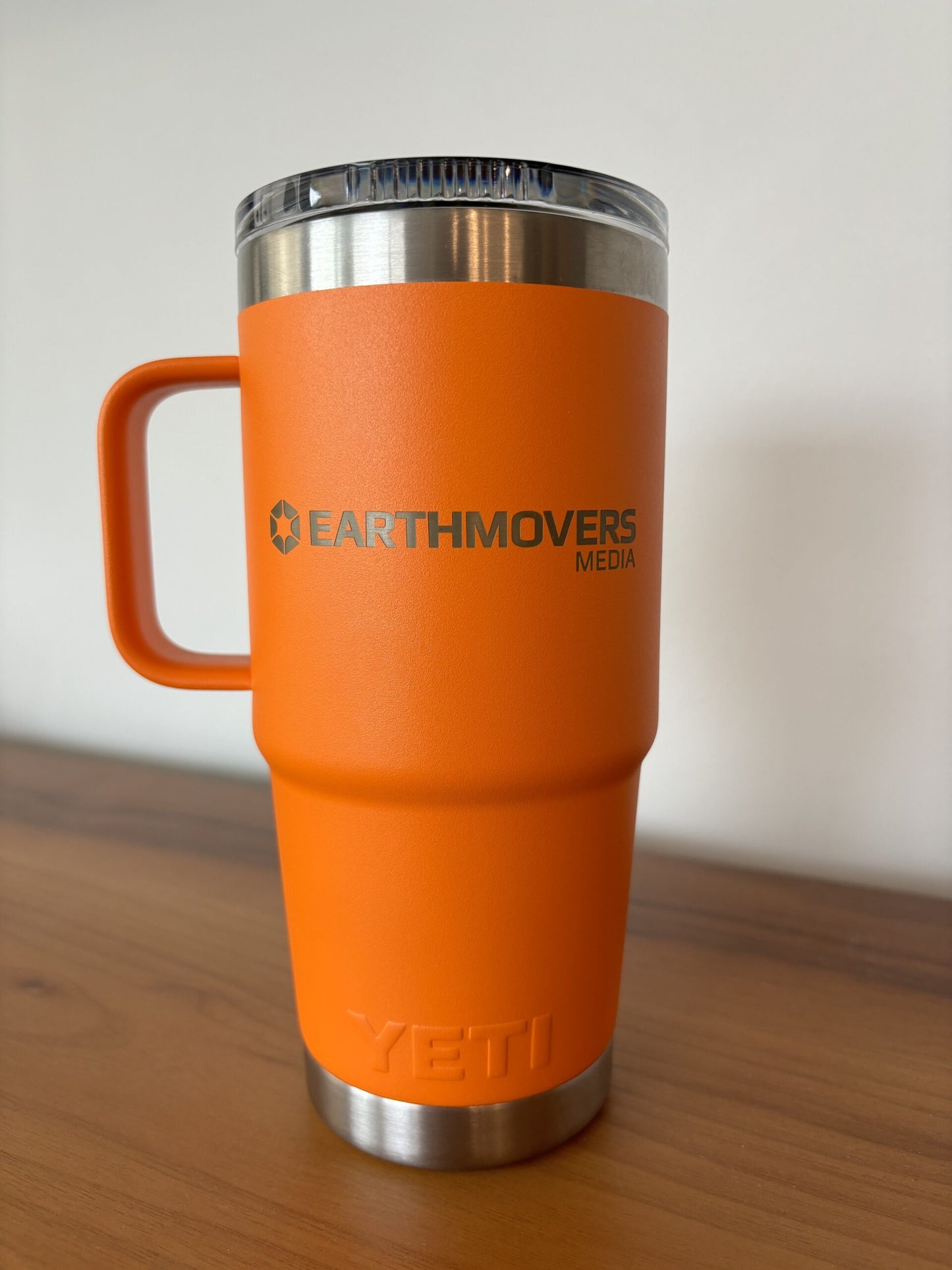 20oz Travel Mug w/ Handle - Orange